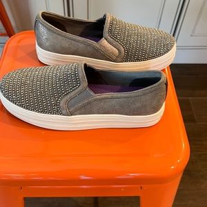 Skechers Memory Foam Girl Slip On Sneakers